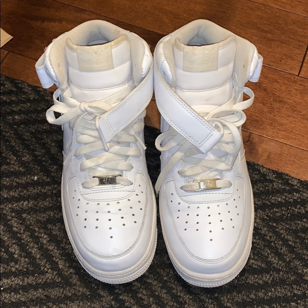 Used Air Force 1 size 8.5